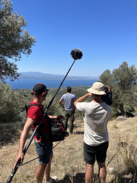 Artémis, le temple perdu. île d'Eubée, Grêce. Tournage dans l'arrière pays. Geoffroy Dubreuil à la caméra, Julien Matthey à la prise de son. Noxediem, production audiovisuelle, Sébastien Reichenbach