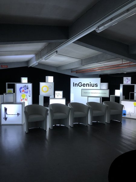 Behind the scene, staging, set design, lighting, InGenius team, Idea crowdsourcing. Nestlé InGenius. Employee driven innovation accelerator. videos promotionnels et films corporate Nestlé. Noxediem, creative & production studio, Sébastien Reichenbach