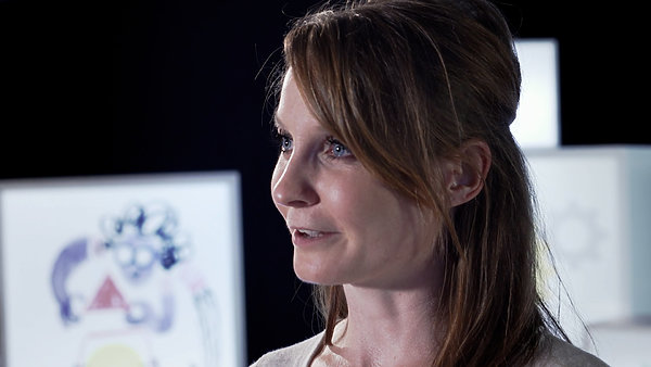 InGenius Boardroom, TV studio. Nora Schneider, R&D. Nestlé InGenius. Employee driven innovation accelerator. videos promotionnels et films corporate Nestlé. Noxediem, creative & production studio, Sébastien Reichenbach