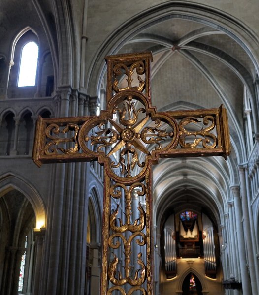 Cathédrale de Lausanne, documentaire sur la Portail Montfalcon. Production de documentaires et films culturels pour les musées. Noxediem, production audiovisuelle, Sébastien Reichenbach